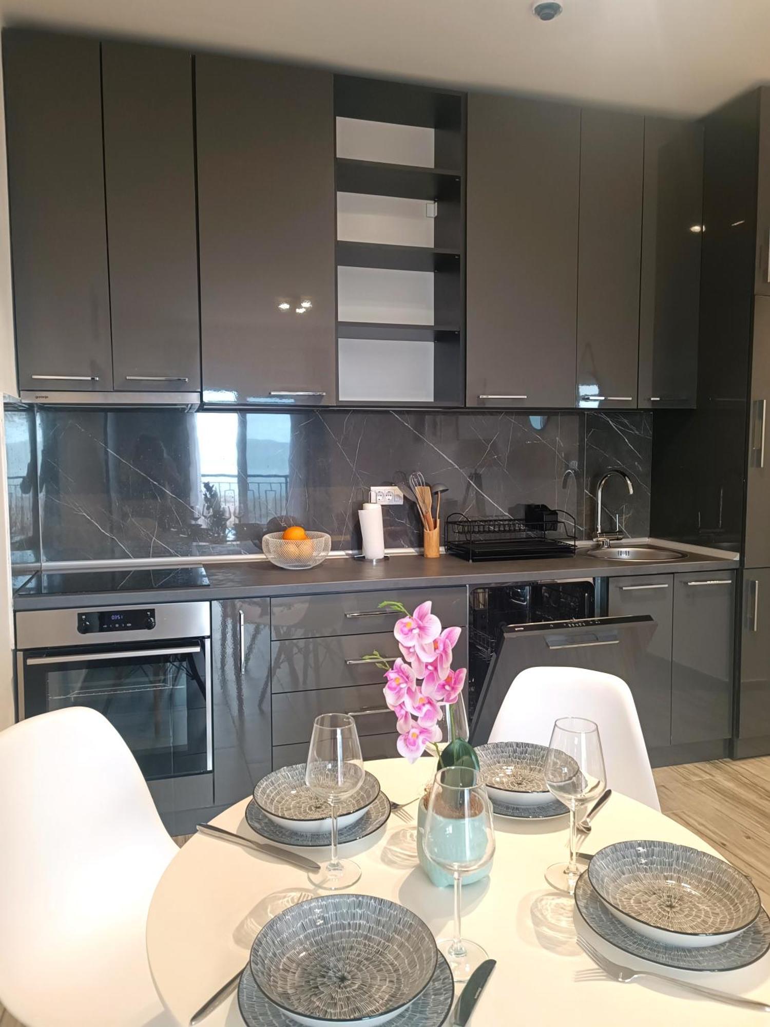 Eden Apartments ティヴァト エクステリア 写真